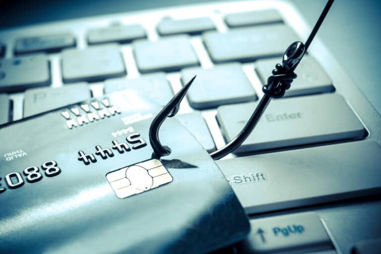 Booking.com Kreditkartenbetrug